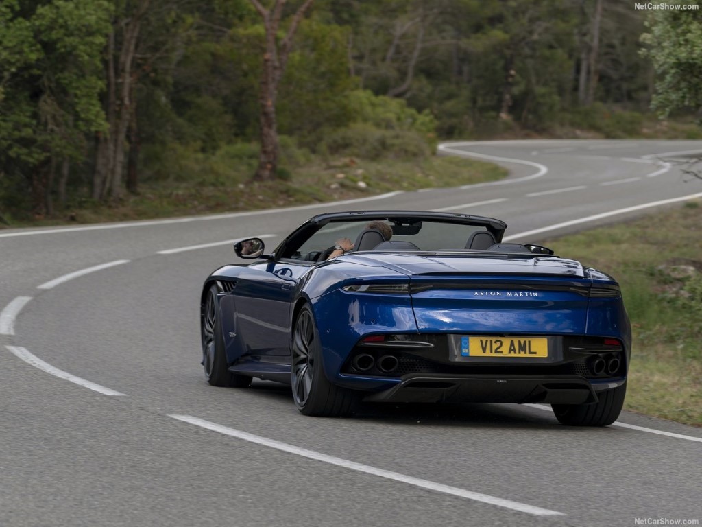 Aston Martin DBS Volante 5.2 V12